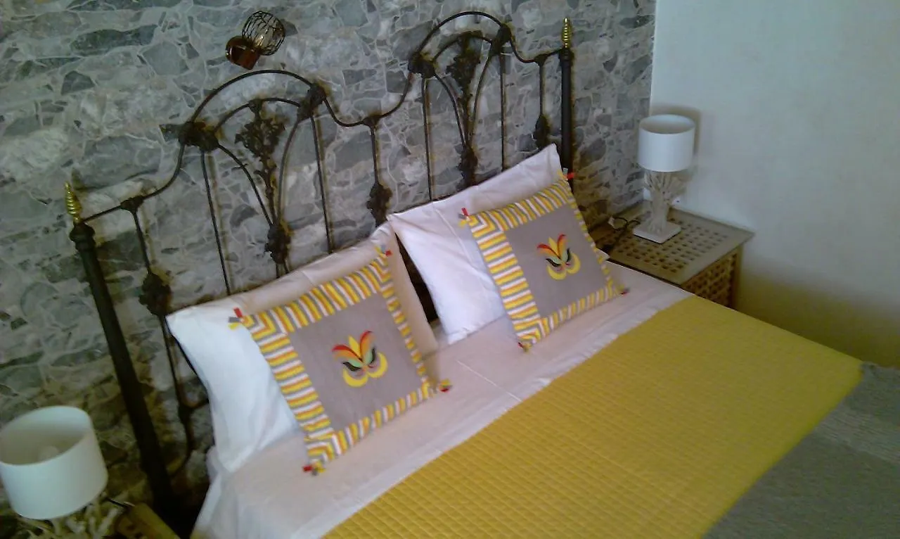 Home Tourist Catania 0*,